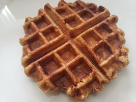 Einkorn liège waffle