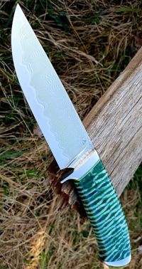 mammoth tooth stabilzied block on knifehandl
