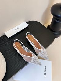 Are Neous Irena Pumps Practical for Everyday Wear?