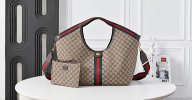 Gucci Giglio Small vs Large Size Makes More Sense for Daily Carry?