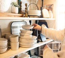 Dinnerware display