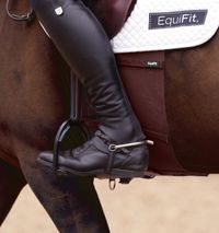 How to Break in Your New Horse Riding Boots