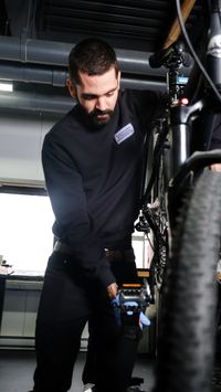 Une formation professionnelle en mécanique de vélo