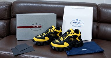 Are Prada Cloudbust Thunder Sneakers Comfortable for Walking and Travel?