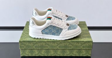 Gucci Re-Web Sneakers for Men: How They Fit Into Daily Style
