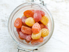 What are Lucent Valley CBD Gummies? 