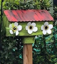 The chick-a-dees love their birdhouse. A joy to watch them come and go. Thanks Jackie